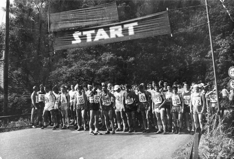 CBTM I ročník 1981 pred štartom prvého ročníka 167 pretekárov Hronská Breznica 1